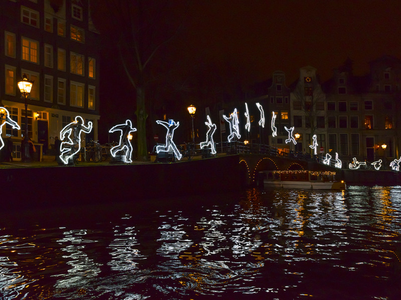 Vakfotograaf bijna onthoofd